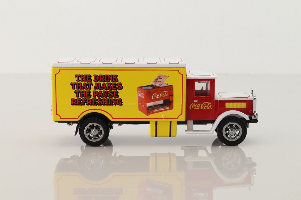 Matchbox Collectibles YYM96506; 1932 Mercedes-Benz L5 Truck; Coca-Cola